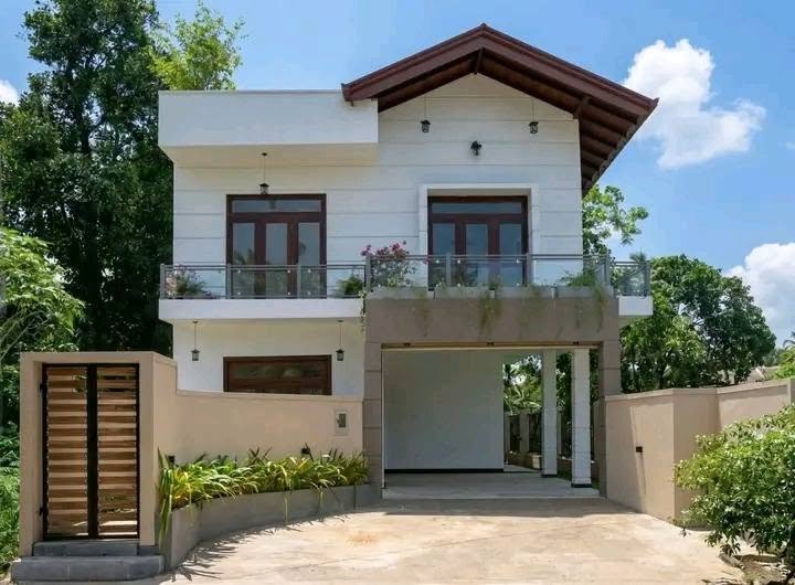 වෙල්යායකට මුහුණලා පිහිටි අලුතින්ම ඉදිකරන ලද දෙමහල් නිවස විකිනීමට