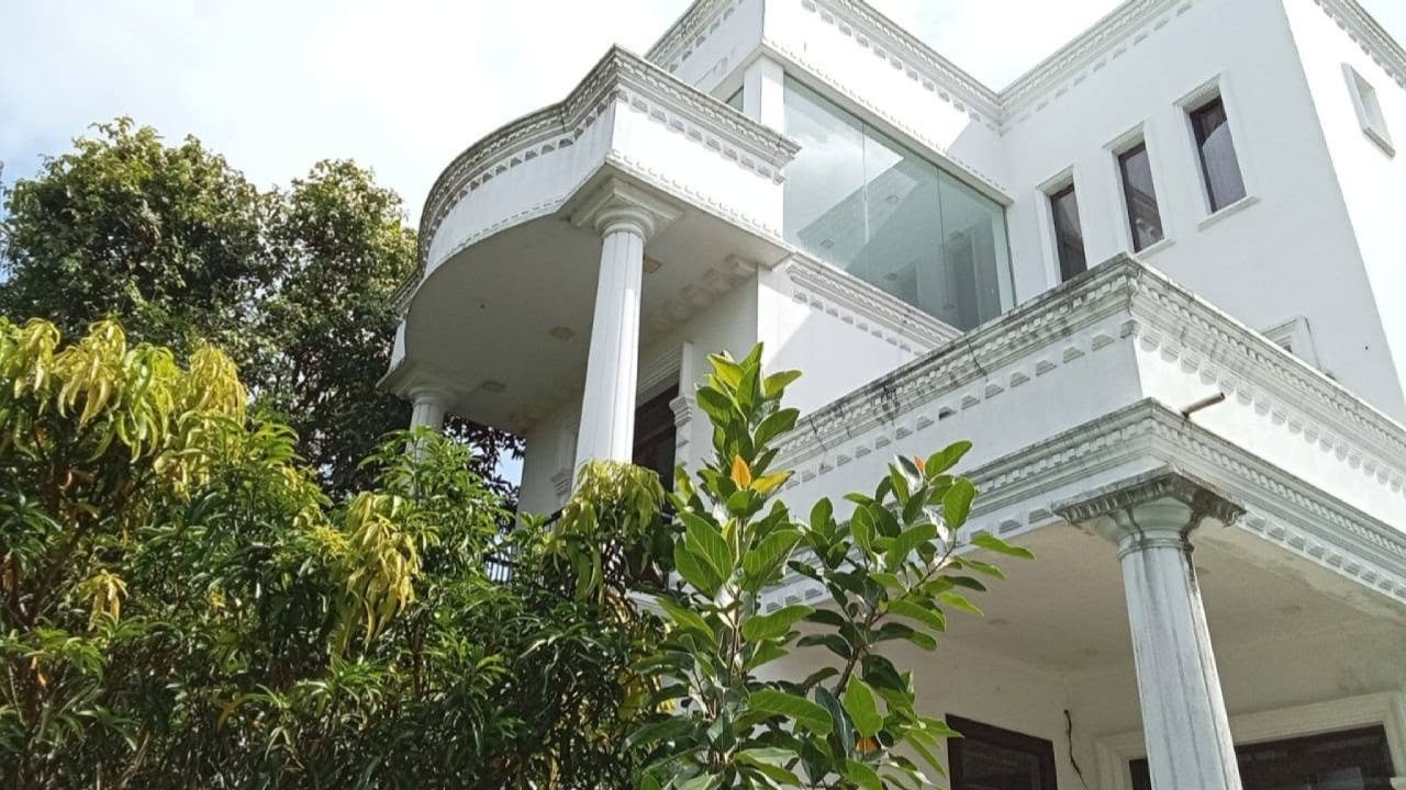 කඩවත ගනේමුල්ල ගලහිටියාව අලුතින් ඉදිකරන ලද දෙමහල් නිවසක් විකිණීම