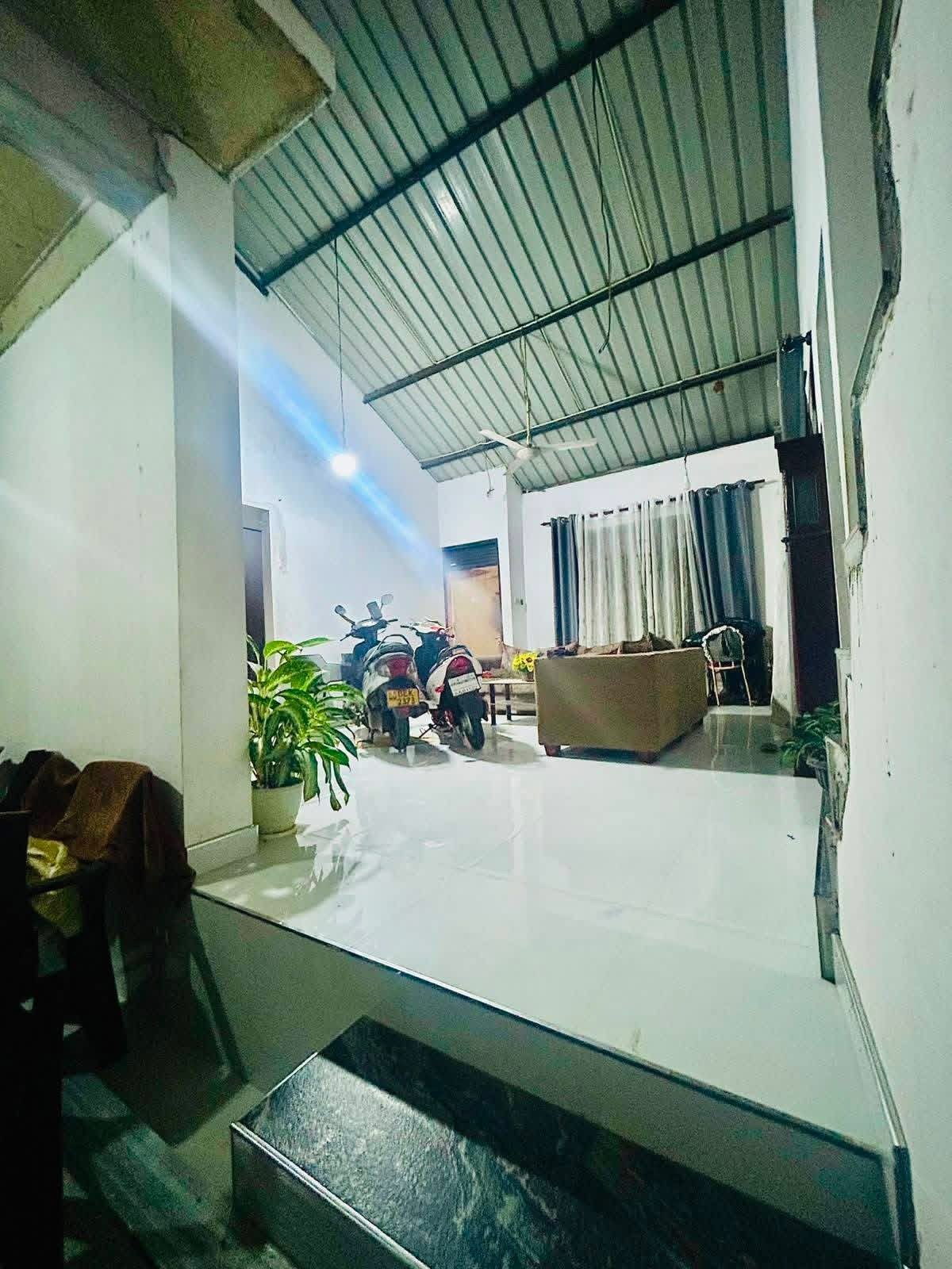 අනර්ඝ දෙමහල් නිවසක් විකිණීමට ඇත