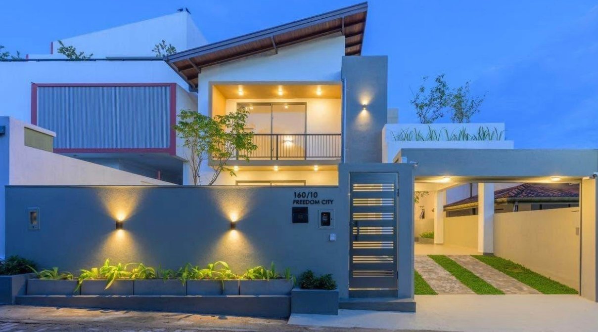 Architect-Designed Luxury 2-Story House for Sale
