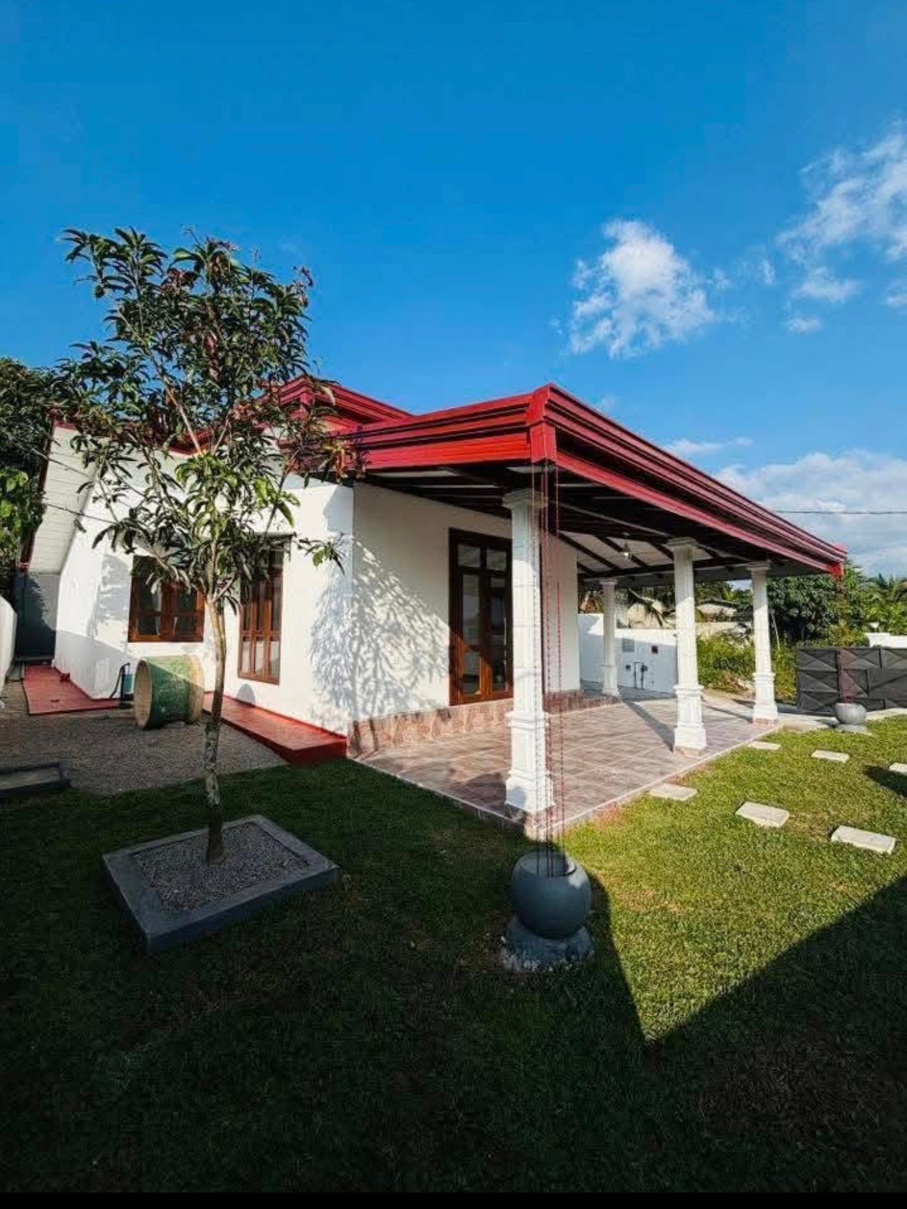 හෝමාගම වටරැක හල්වරවේ මෙම නිවාස විකණීමට ඇත