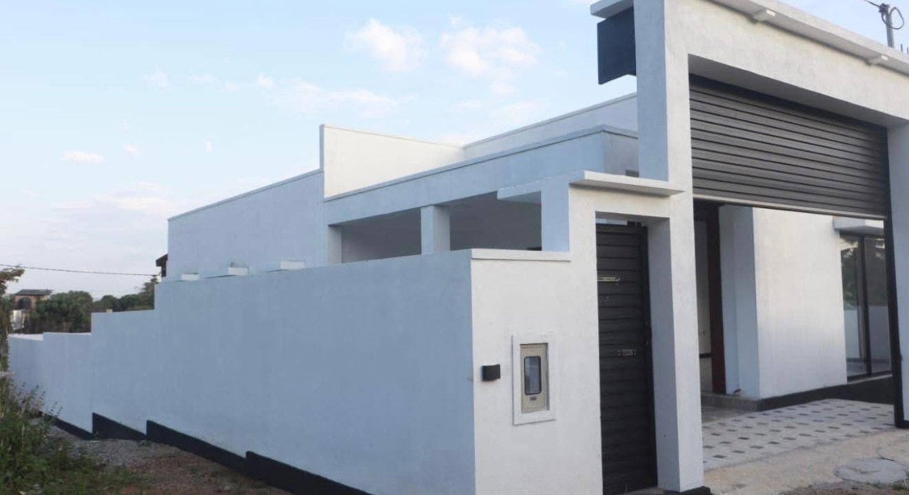 හෝමාගම වටරැක අංගසම්පූර්ණ නව නිවසක් විකිණීමට