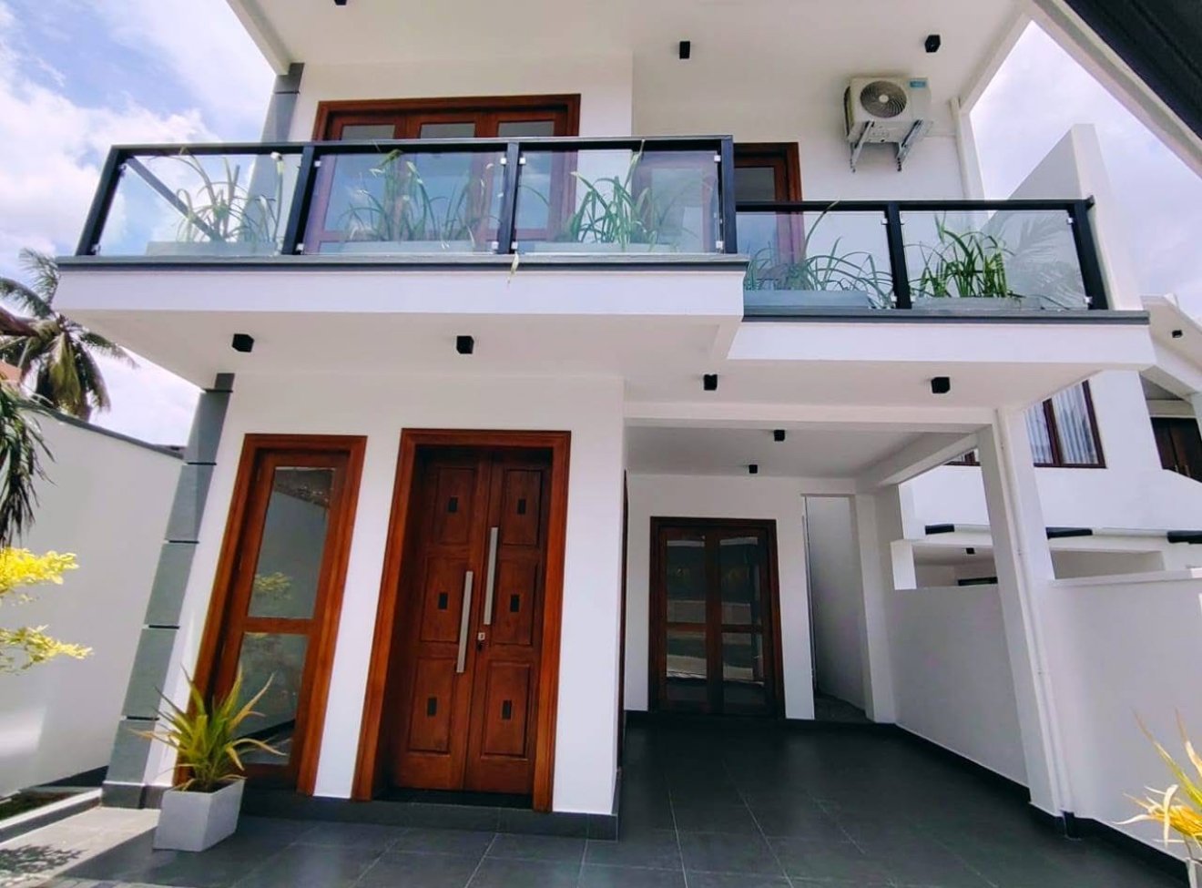 BRAND NEW HOUSE FOR SALE MHARAGAMA