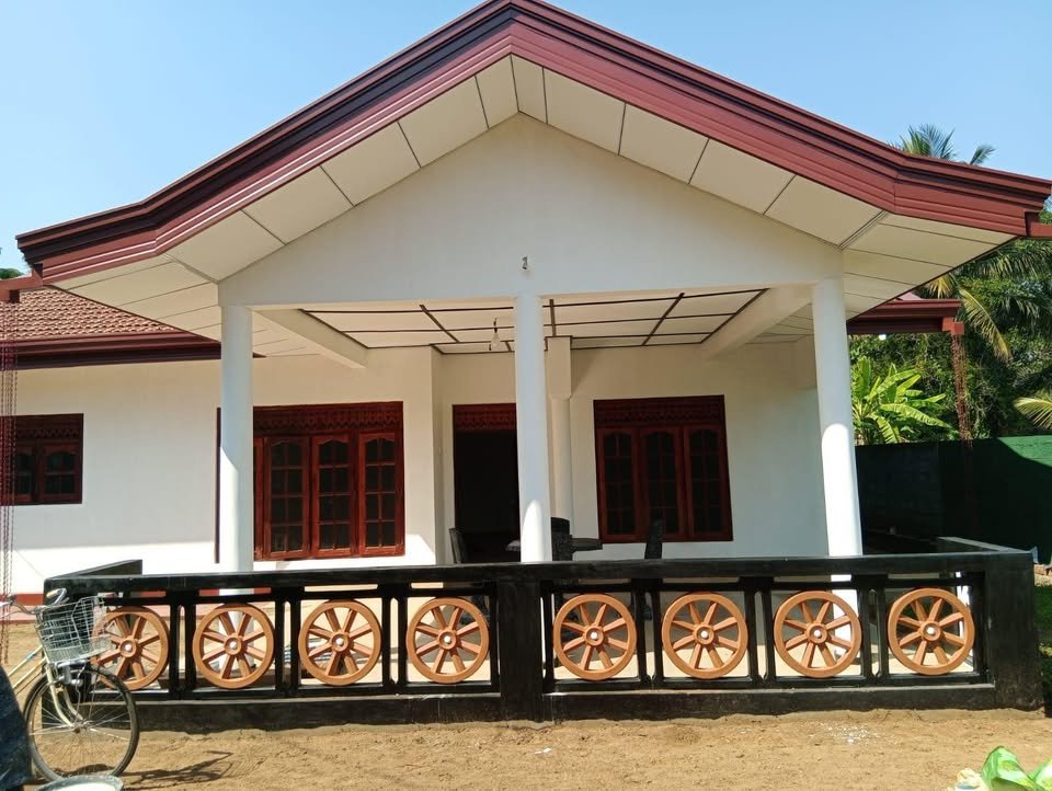ඉඩමක් සමග නිවසක් ඉක්මණින් විකිණීමට