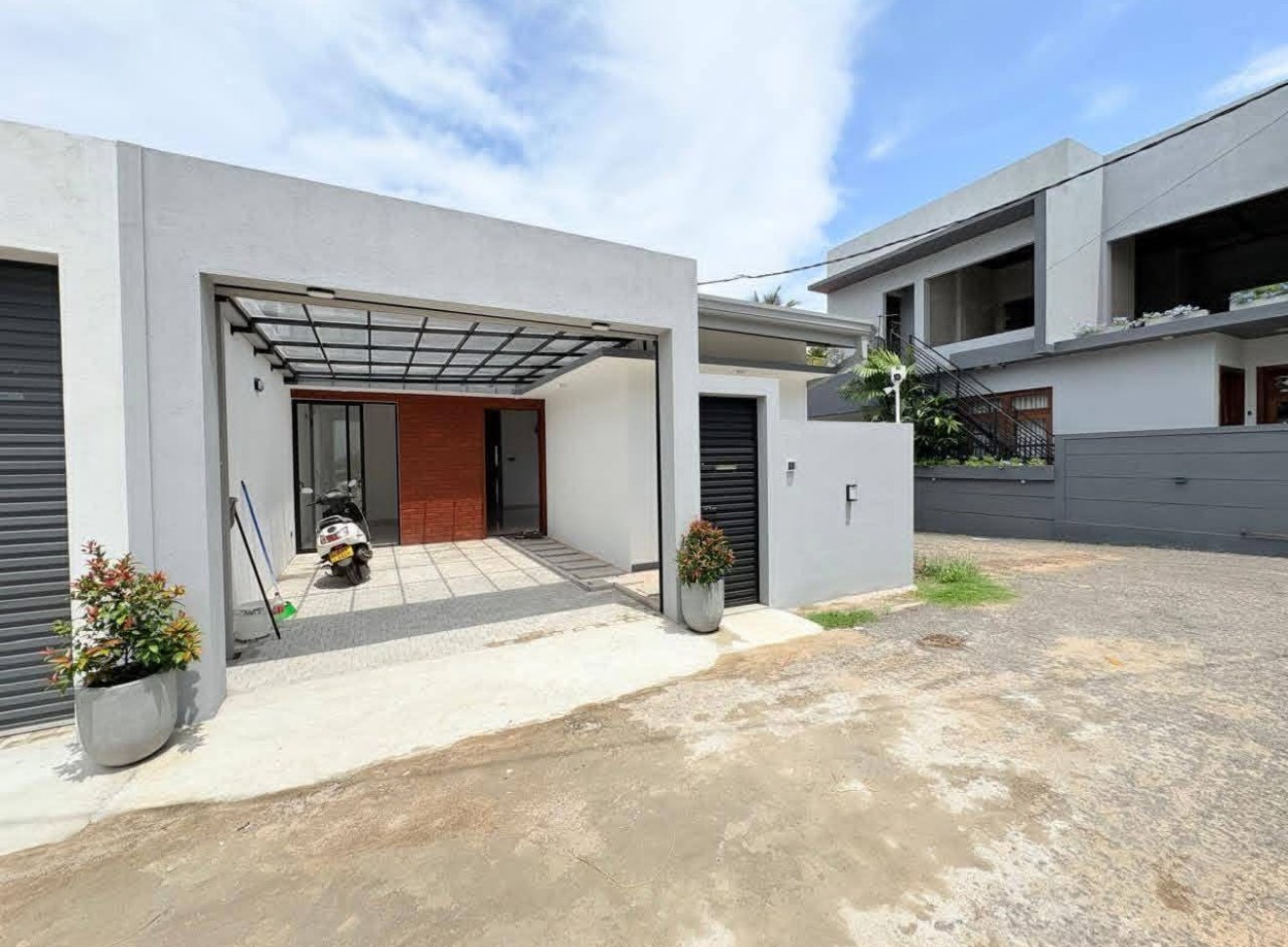 Brand New Single Story House For Sale In Korathota Road  Athurugirya