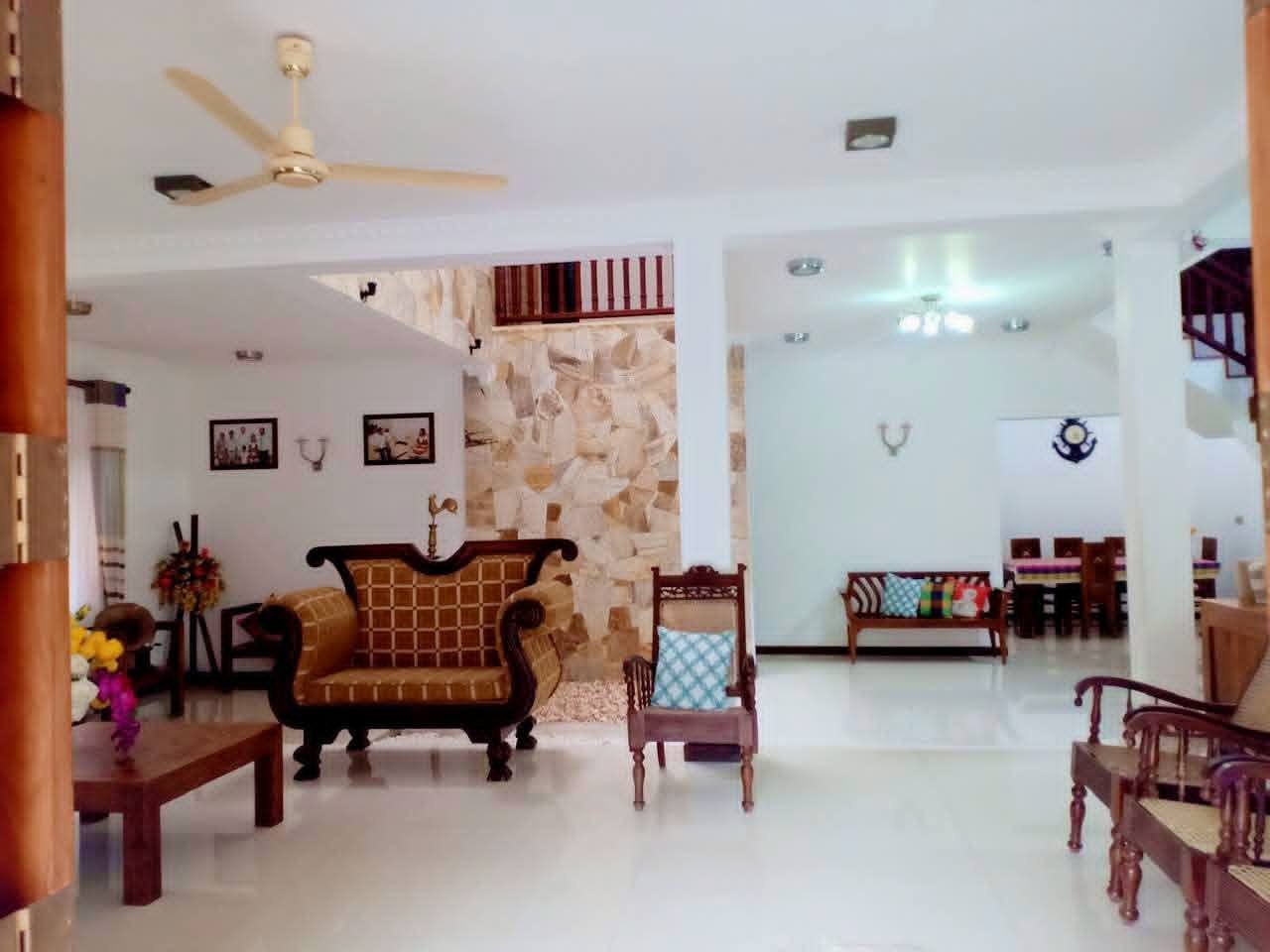 කළුතරින් අගනා දේපළ ආයෝජනයක්
