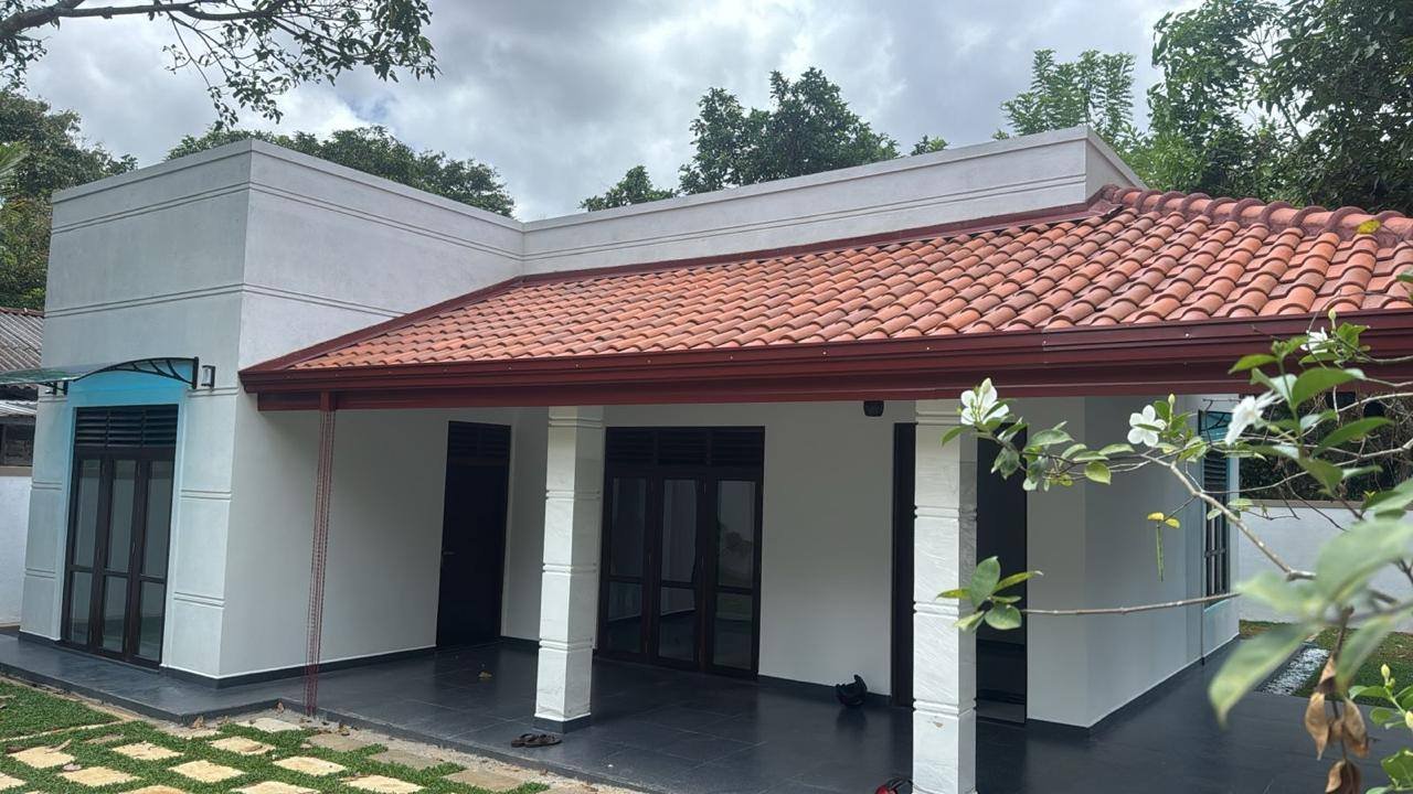 නව නිවසක් සොයන ඔබට හැවනිවලින් නිවසක්