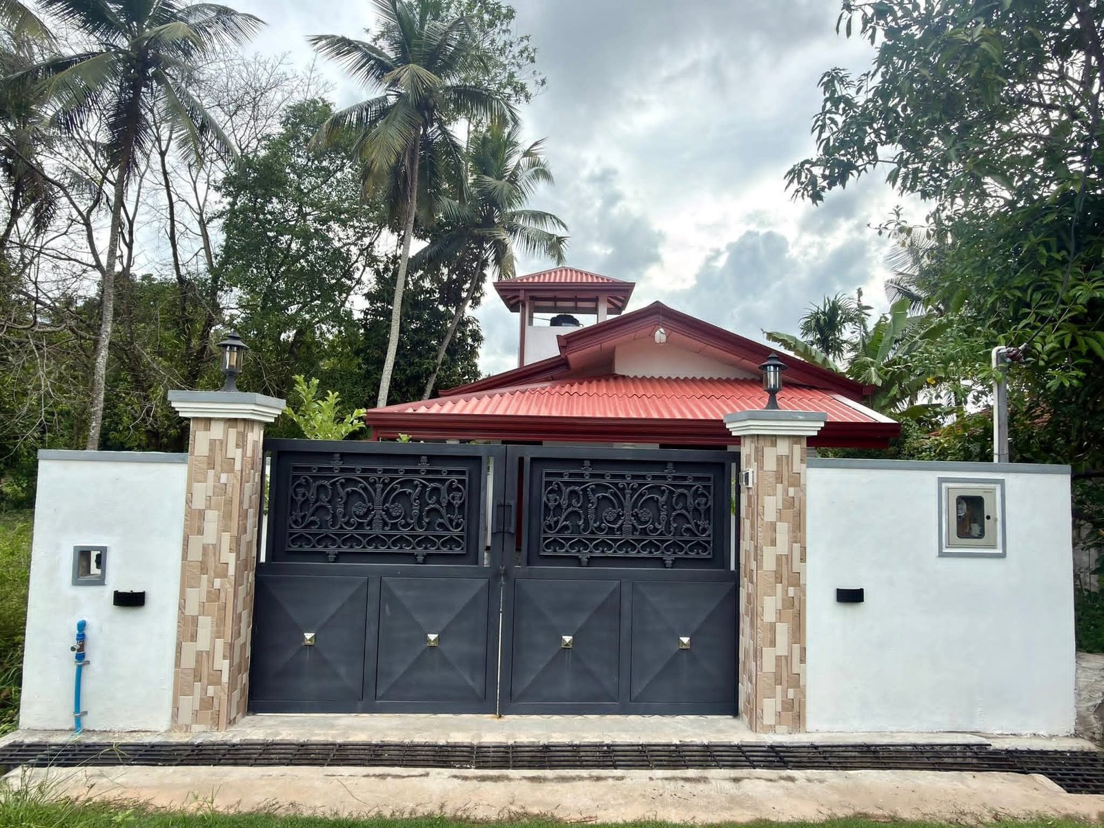 Brandnew house sale in Kadawatha