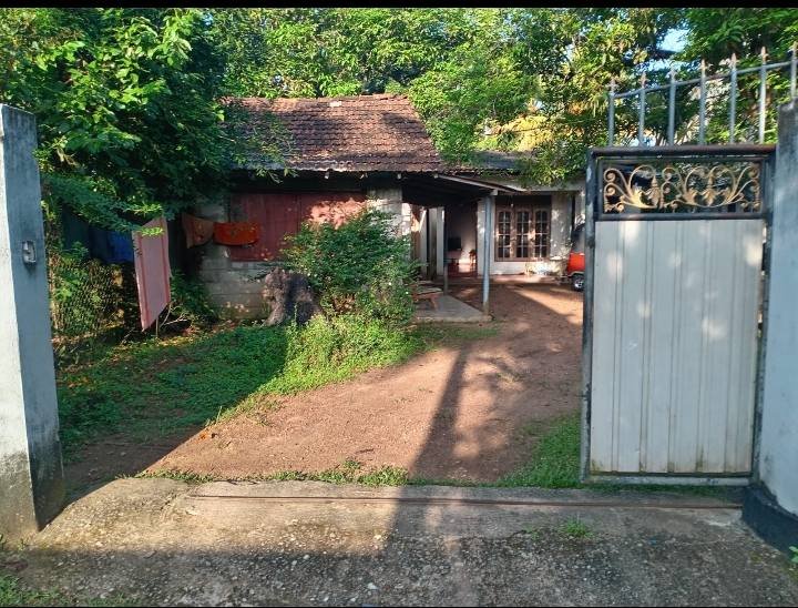 Home for sale - kahathuduwa