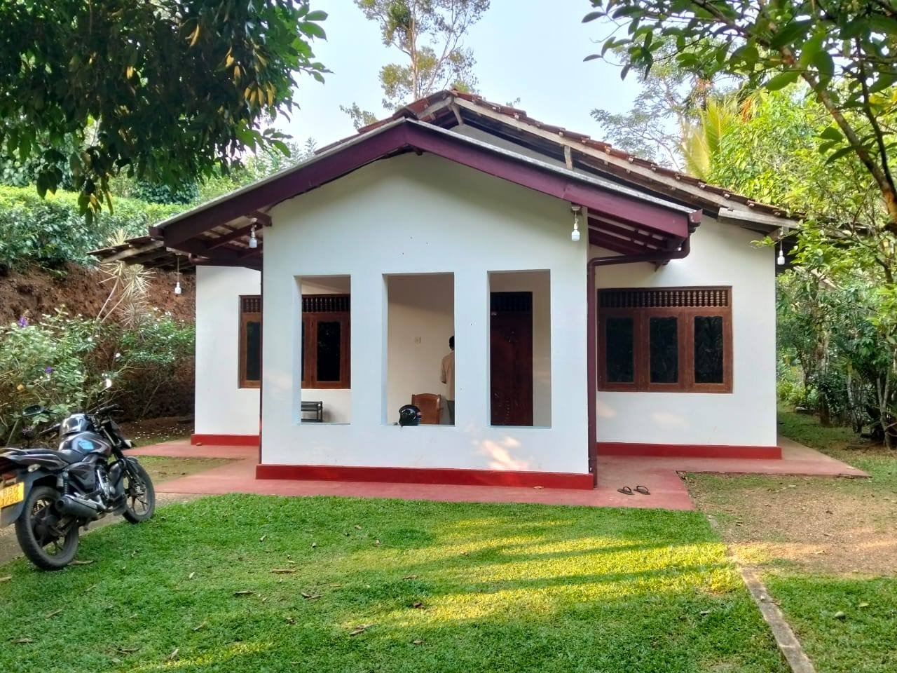 නිදහස්, සාමකාමී පරිසරයකින් පර්චස් 80 ක ඉඩමක් සොයන ඔබට කදිම අවස්ථාවක් - banagala