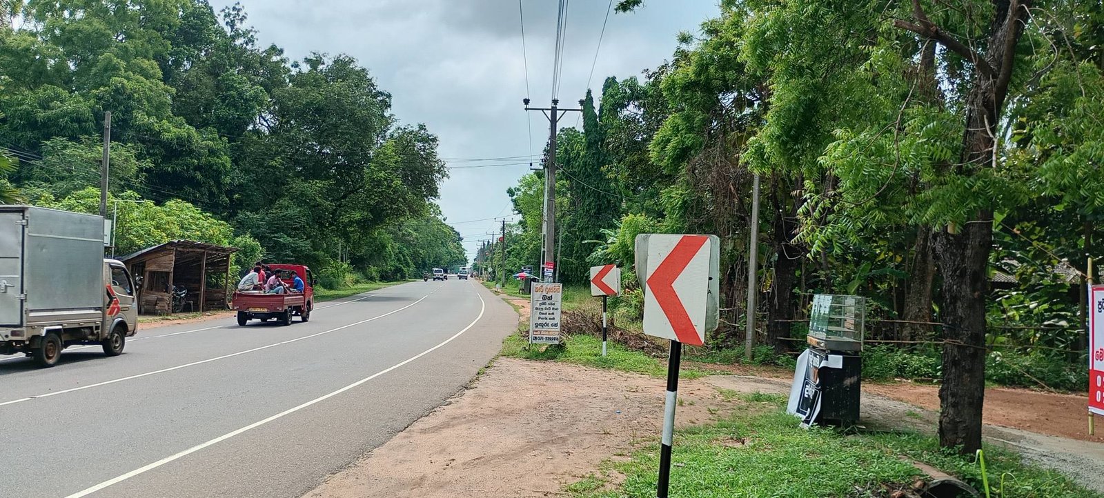 20 P ව්‍යාපාරයකට හෝ පදිංචියට සුදුසු ඉඩමක් විකිණීමට - Anuradhapura