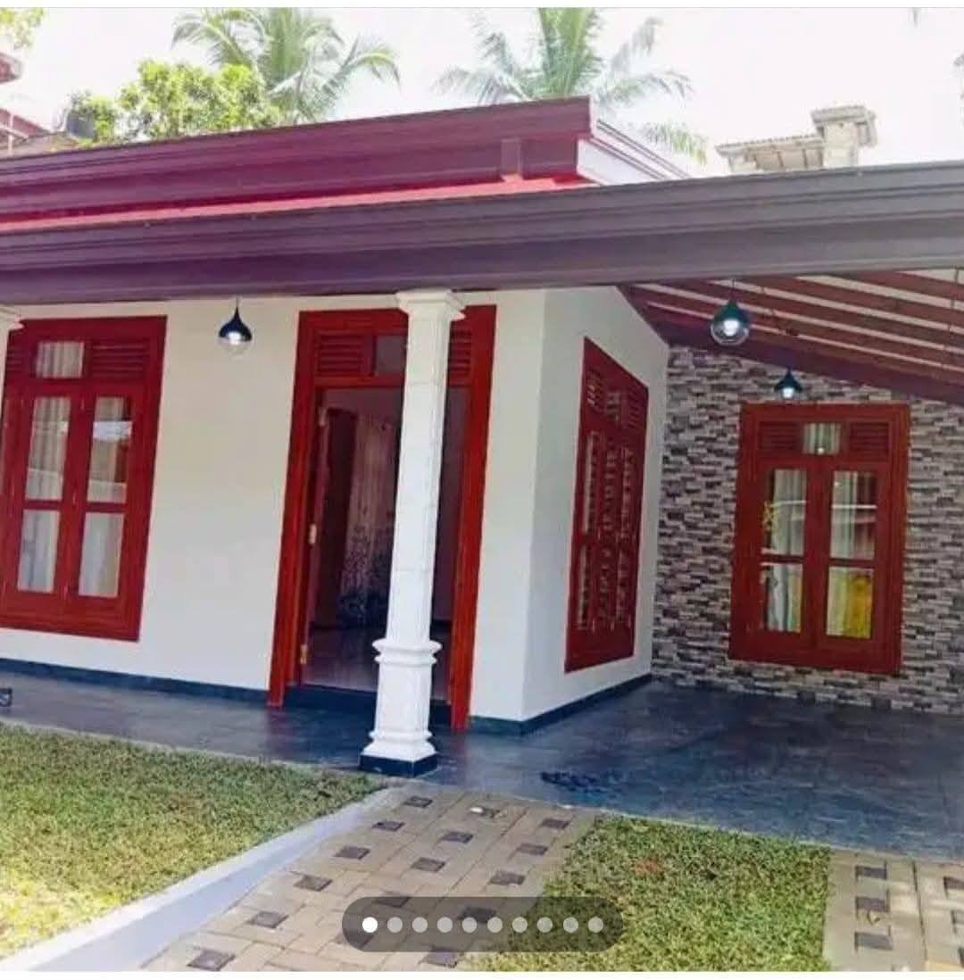 ගොඩගම නගරයට ඉතා ආසන්නයෙන්  නිදහස් නිශ්කලංක  පරිසරයක අලුතින්ම ඉදි වූ  අංගසම්පුර්න නිවසක් විකීනීමට ඇත