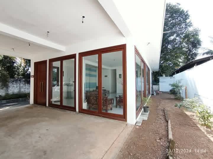 පිලියන්දලින් නිවසක් ව්කිණීමට