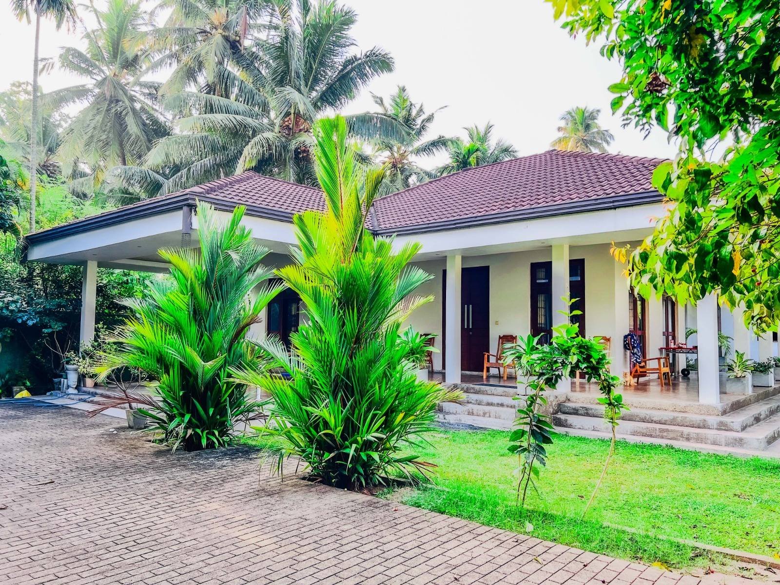 Luxury Villa House for Sale in Demanhandiya, Negombo.