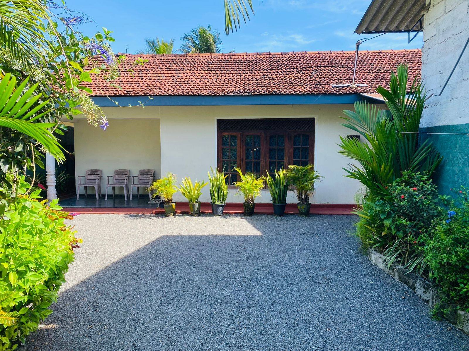 බණ්ඩාරගම, රයිගම, බැල්ලන්තුඩාව අංග සම්පූර්ණ නිවසක් විකිණීමට තිබේ